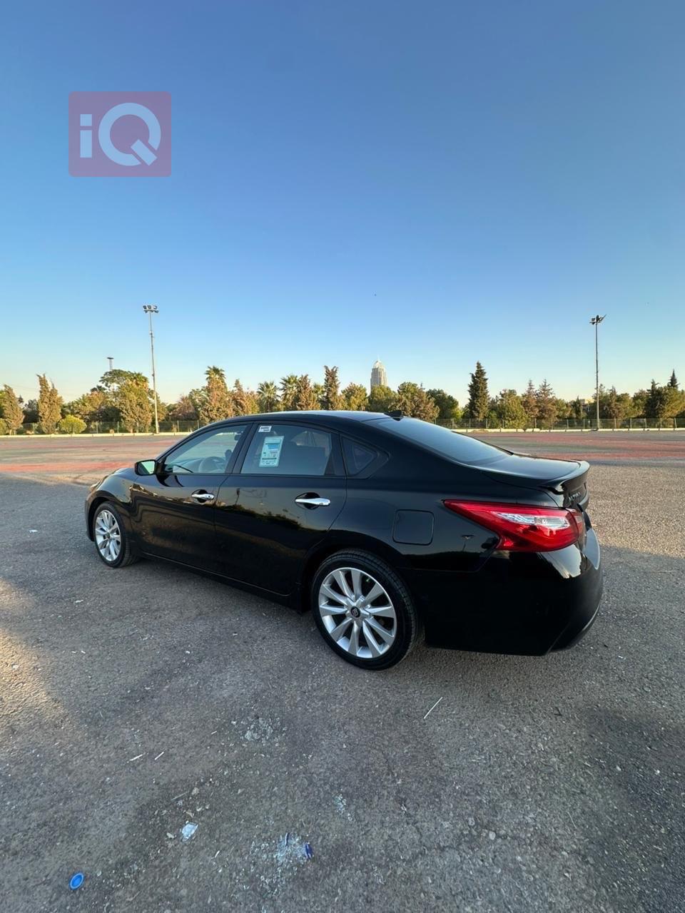 نيسان ألتيما